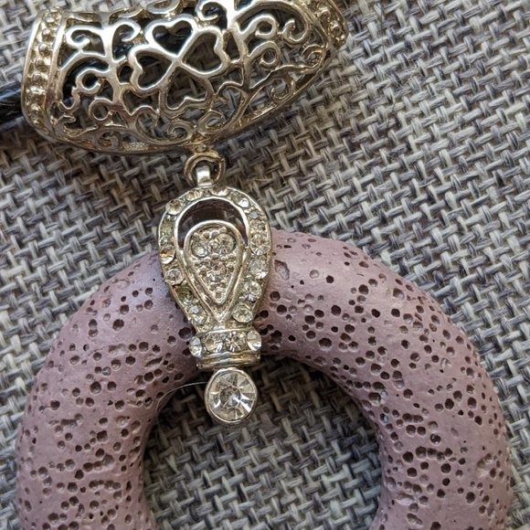 Handmade Lava Stone Aromatherapy Diffuser Necklaces - Purple - Picture 6 of 8